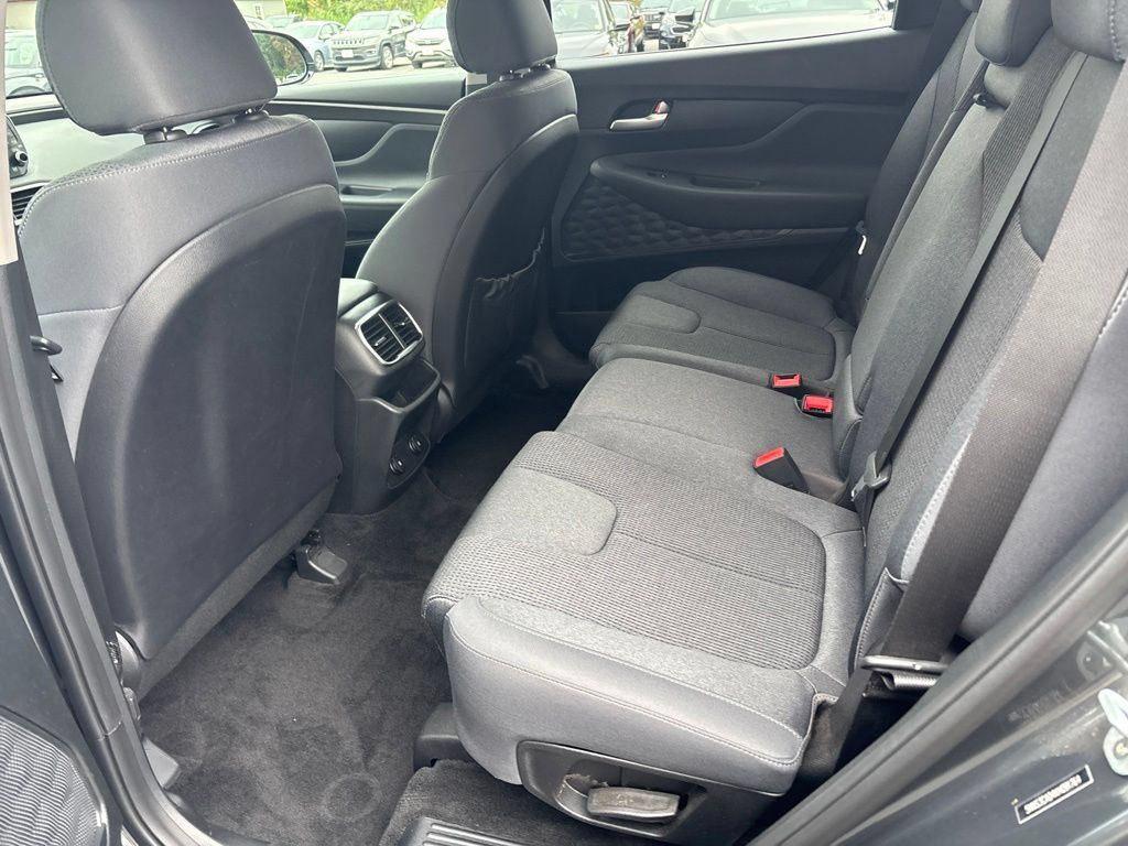 Used 2019 Hyundai Santa Fe SEL AWD/4WD image 15