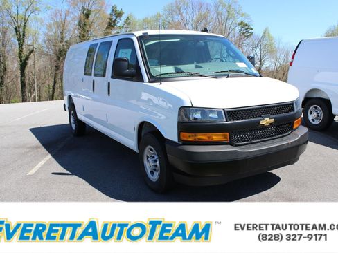 New 2026 Chevrolet Express 2500 Extended w/ Driver Convenience Package RWD image 1