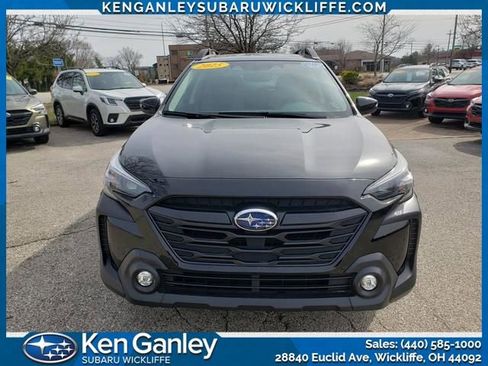 Certified 2025 Subaru Outback Onyx Edition AWD/4WD image 9