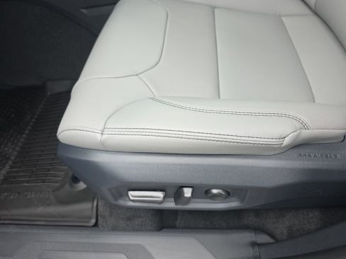 New 2026 Toyota Tundra Limited AWD/4WD image 15