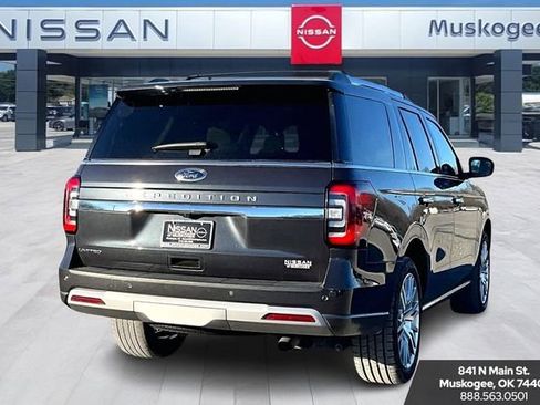 Used 2024 Ford Expedition Limited image 5