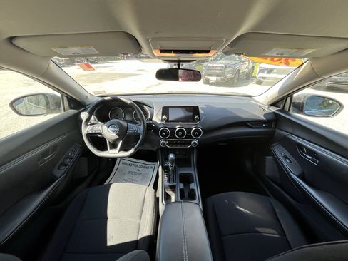 Used 2025 Nissan Sentra S FWD image 19