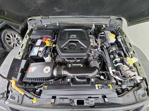 Used 2021 Jeep Wrangler Unlimited Sport image 11