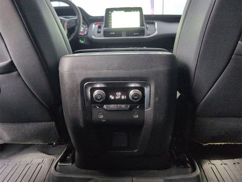 Certified 2023 GMC Yukon SLT w/ SLT Premium Package image 26