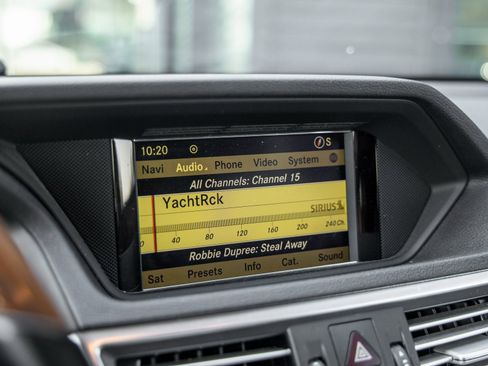 Used 2012 Mercedes-Benz E 350 Sedan image 24