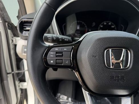 Used 2023 Honda Pilot EX-L image 28