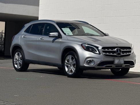 Used 2018 Mercedes-Benz GLA 250 4MATIC image 6