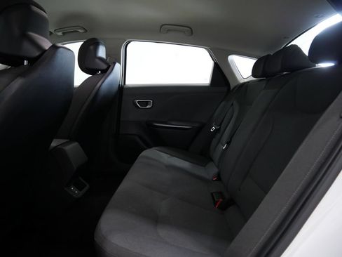 Used 2025 Kia K4 FWD image 23