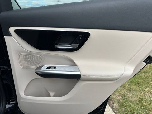 Used 2026 Mercedes-Benz GLC 300 4MATIC image 20