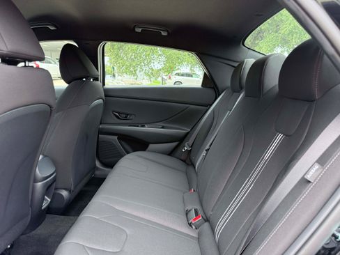 Used 2026 Hyundai Elantra Sport FWD image 14