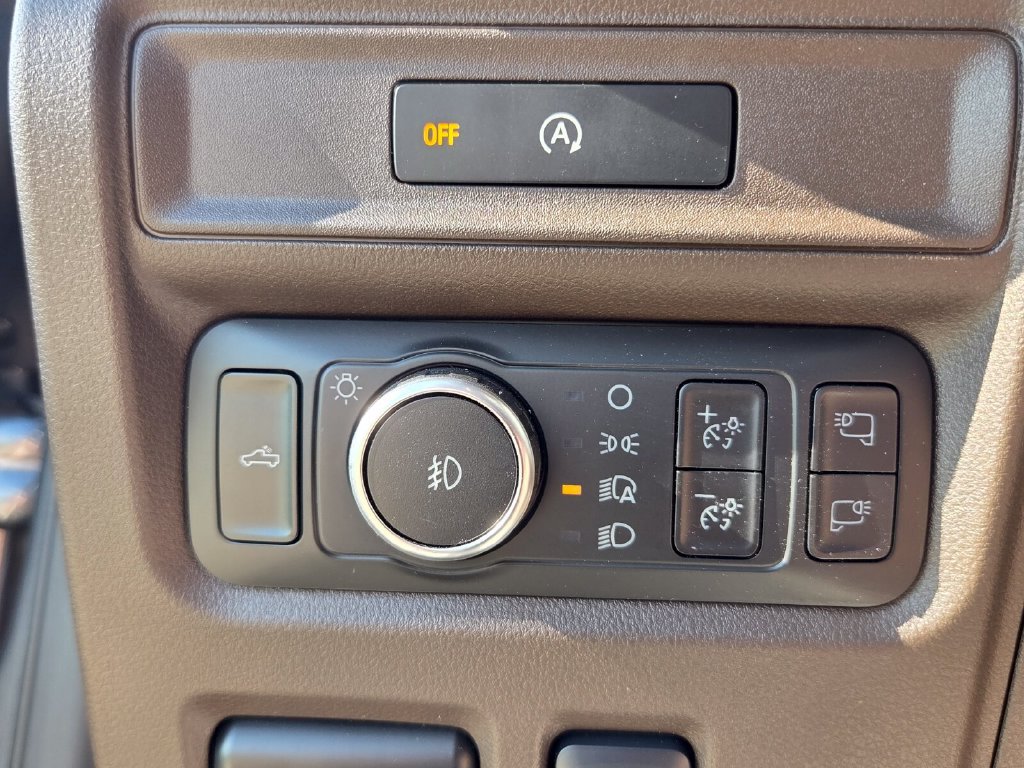 Used 2025 Ford F150 King Ranch w/ FX4 Off-Road Package AWD/4WD image 32