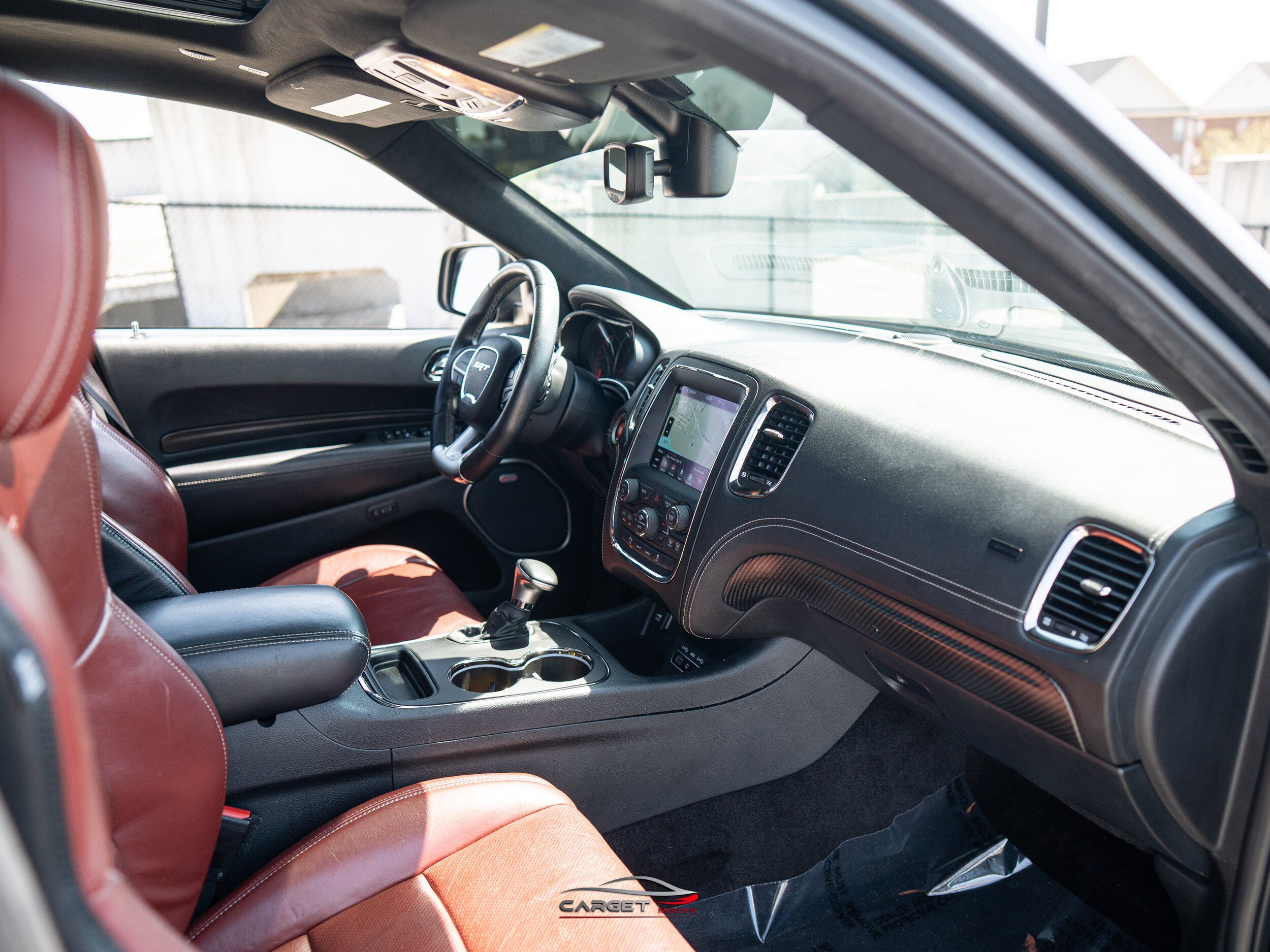 Used 2018 Dodge Durango SRT w/ SRT Interior Appearance Group AWD/4WD image 15