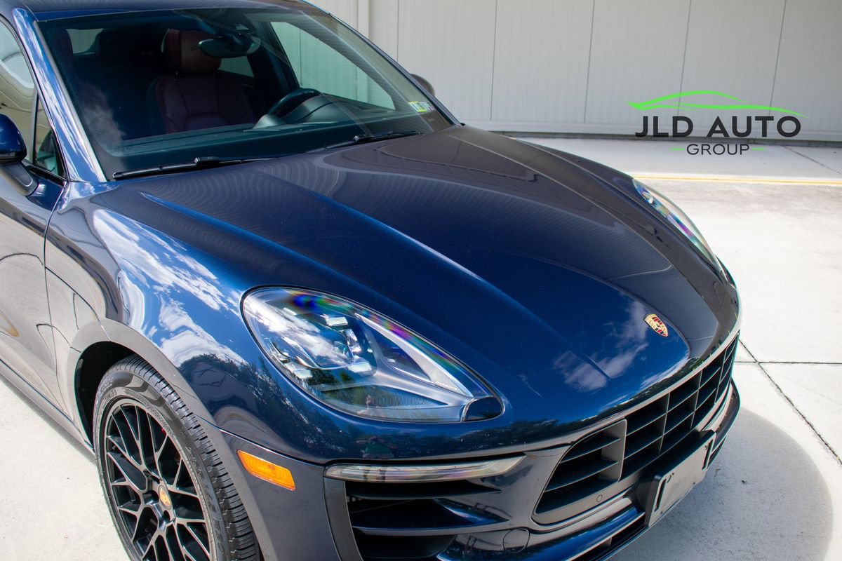 Used 2018 Porsche Macan GTS w/ Premium Package Plus AWD/4WD image 35