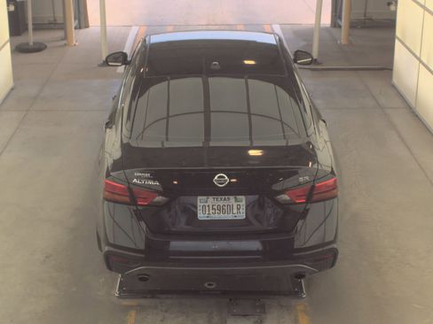 Used 2021 Nissan Altima 2.5 SR image 10