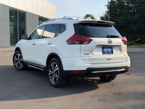 Used 2018 Nissan Rogue SL w/ Premium Package FWD image 4