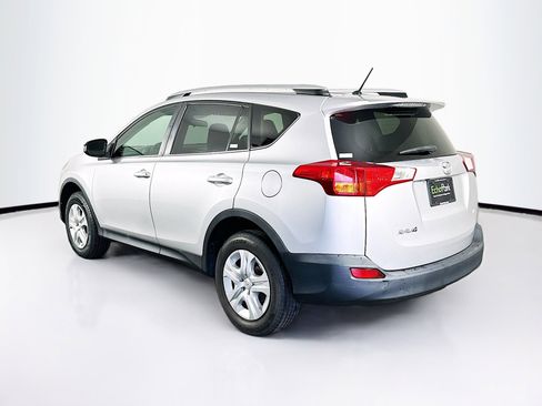 Used 2015 Toyota RAV4 LE FWD image 5
