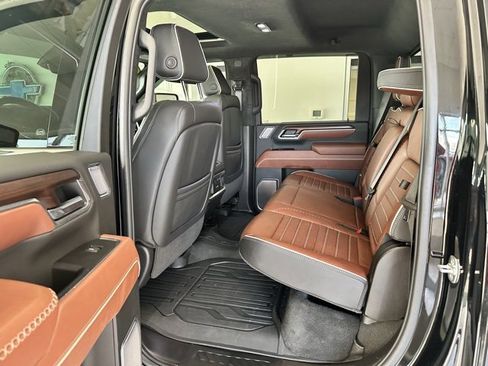 Used 2025 GMC Sierra 2500 Denali Ultimate image 20