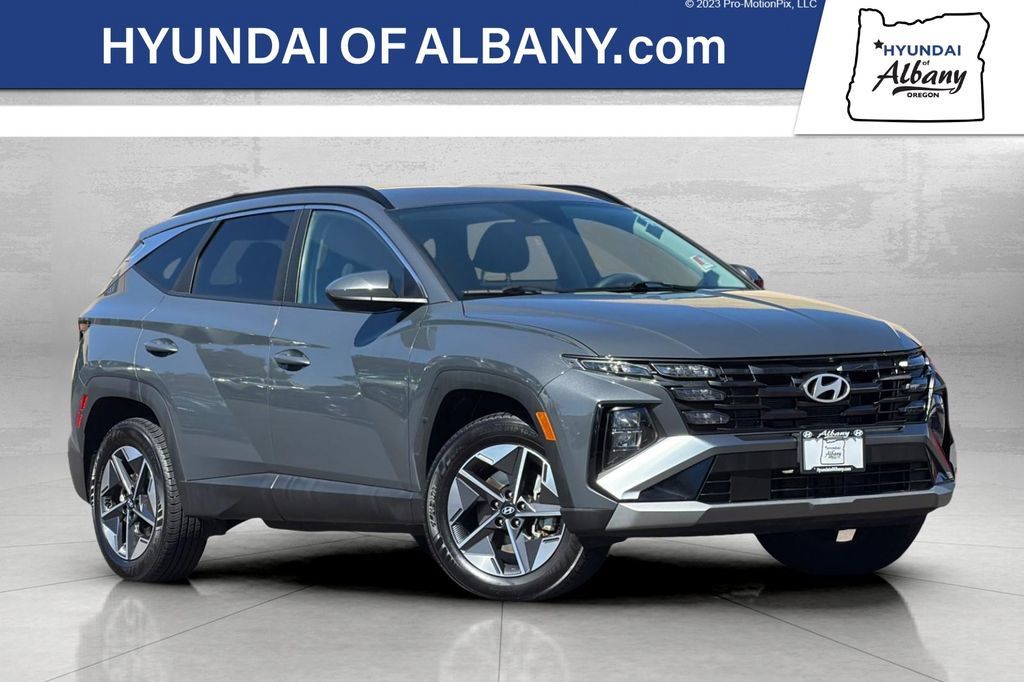 Certified 2025 Hyundai Tucson SEL AWD/4WD image 1