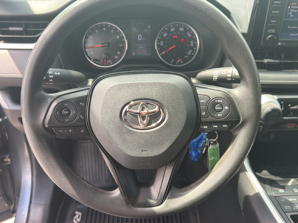 Used 2021 Toyota RAV4 LE AWD/4WD image 40
