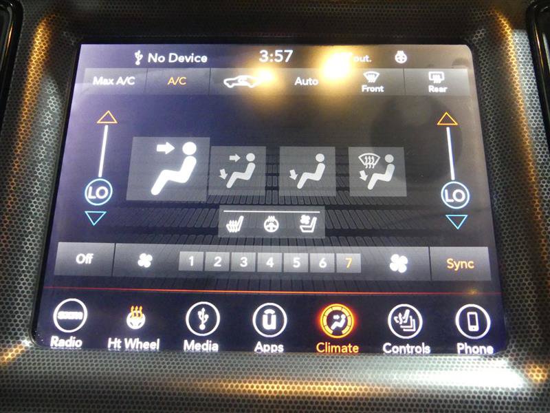 Used 2018 Dodge Challenger SXT Plus RWD image 36