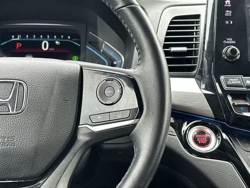 Used 2023 Honda Odyssey Touring image 10