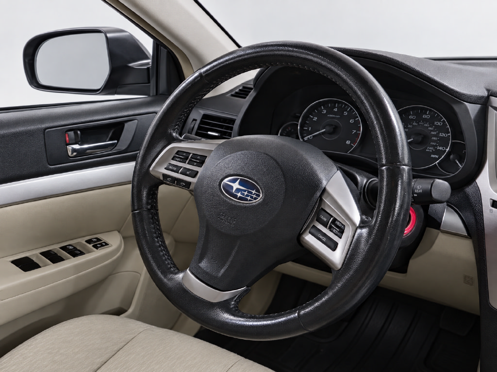 Used 2012 Subaru Outback 2.5i Premium AWD/4WD image 11