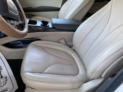 Used 2019 Lincoln Nautilus Reserve FWD image 17