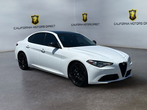 Used 2021 Alfa Romeo Giulia Sprint w/ Nero Edizione RWD image 7