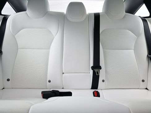 Used 2025 Tesla Model 3 Long Range RWD image 14