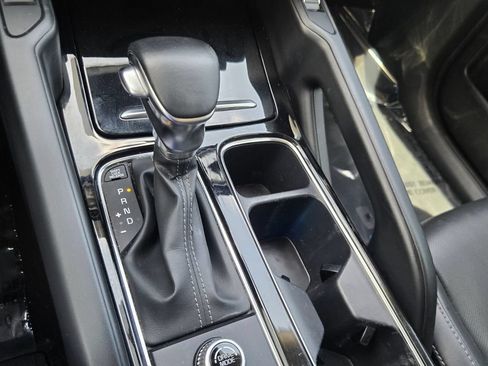 Used 2022 Kia Telluride S FWD image 22
