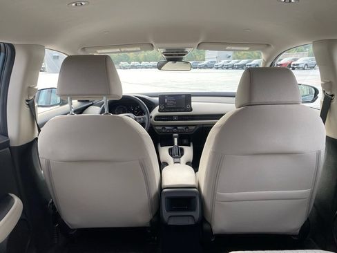 Certified 2024 Honda HR-V LX image 14