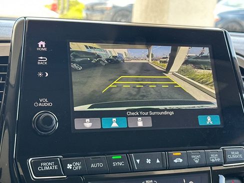 Used 2021 Honda Odyssey EX image 19