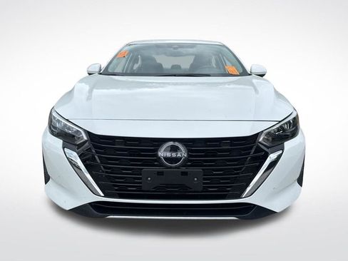 Used 2025 Nissan Sentra SV image 11