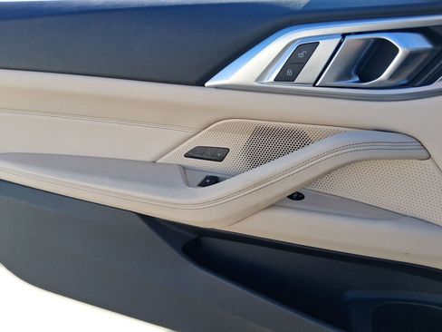 Used 2023 BMW 430i Convertible image 11