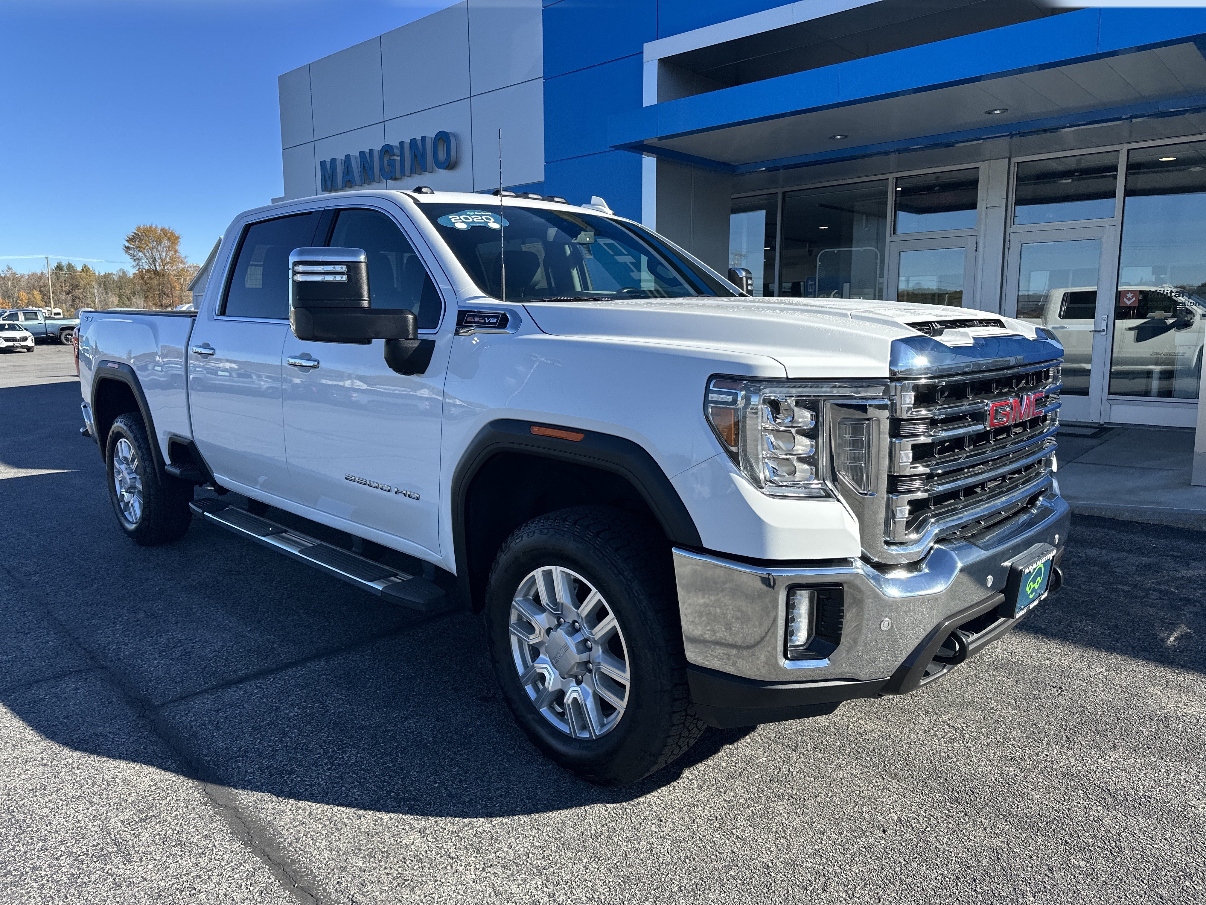 Certified 2020 GMC Sierra 2500 SLT w/ SLT Convenience Package AWD/4WD image 2