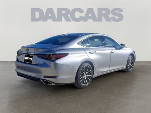 Used 2024 Lexus ES 350 w/ Premium Package image 6