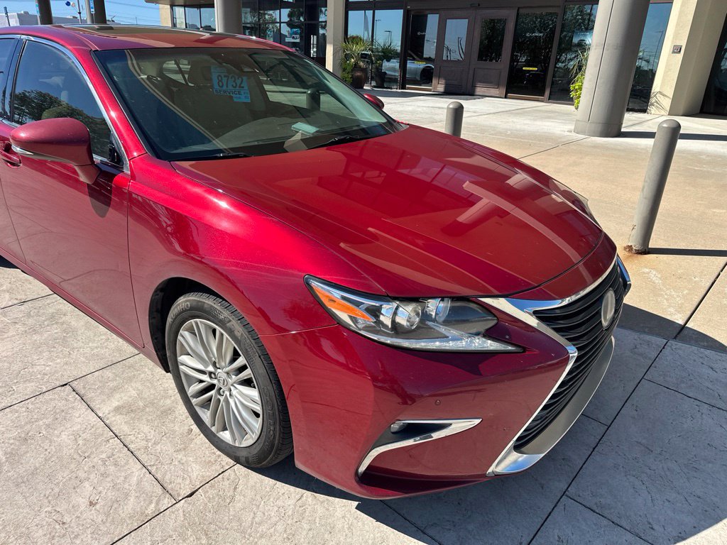 Used 2017 Lexus ES 350 w/ Premium Package FWD image 3