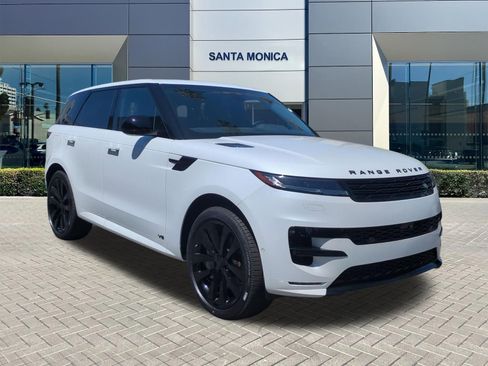 New 2026 Land Rover Range Rover Sport Dynamic SE AWD/4WD image 7