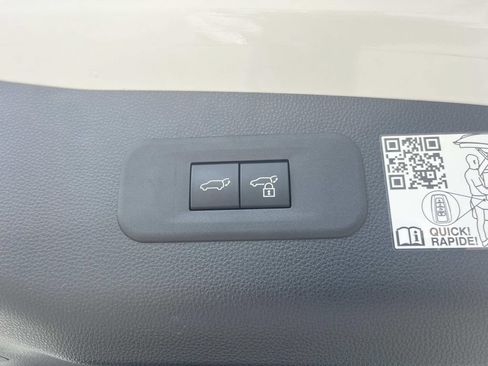 Used 2025 Toyota Crown Signia AWD/4WD image 13