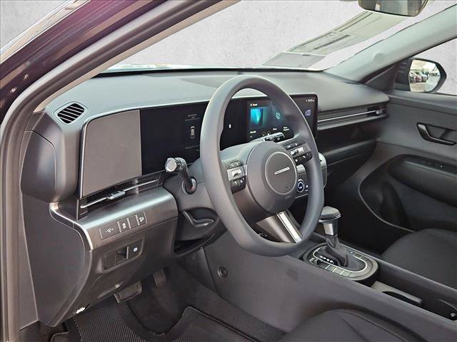 New 2027 Hyundai Kona SE FWD image 4
