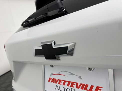 New 2026 Chevrolet Trax ACTIV FWD image 17