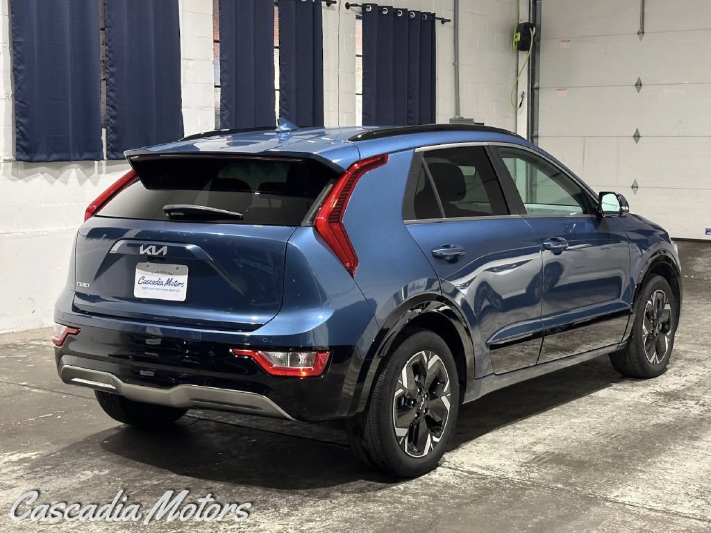 Used 2023 Kia Niro Wind w/ Wind Preserve Package FWD image 8