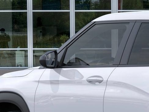 New 2026 Chevrolet TrailBlazer LS w/ LS Convenience Package AWD/4WD image 12
