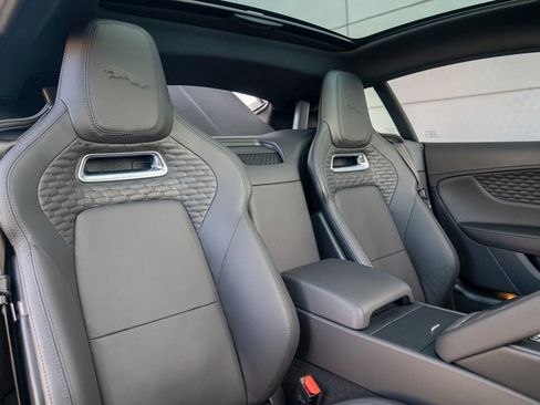 Used 2023 Jaguar F-TYPE R image 25