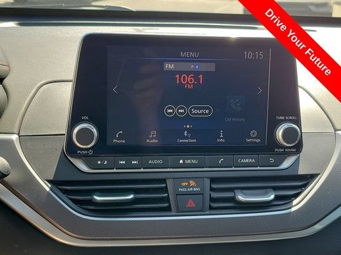Used 2023 Nissan Altima 2.5 SR FWD image 11
