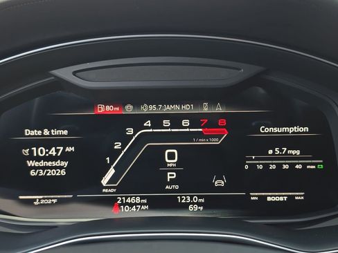 Used 2024 Audi RS Q8 AWD/4WD image 22