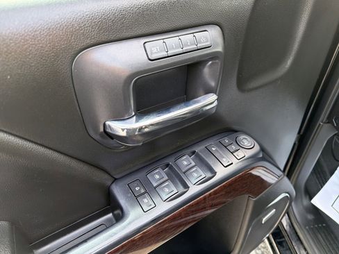 Used 2019 GMC Sierra 3500 SLT w/ Duramax Plus Package image 20