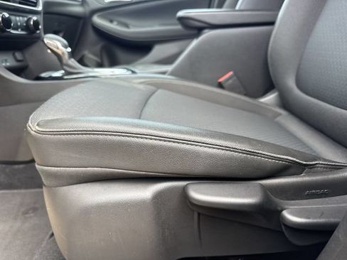 Used 2025 Buick Encore GX Preferred FWD image 13