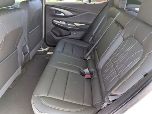 New 2026 Buick Envista Avenir FWD image 15