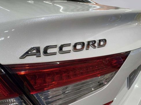 Used 2019 Honda Accord LX image 17